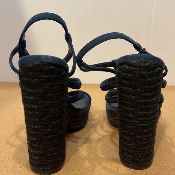 YSL Heel - Picture 4 of 8